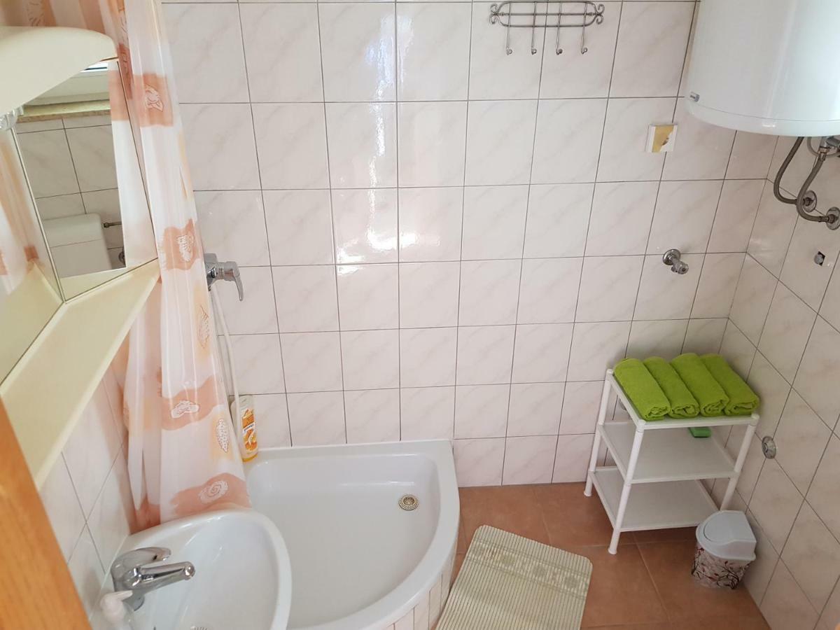 Apartment Nera Ledenice Esterno foto